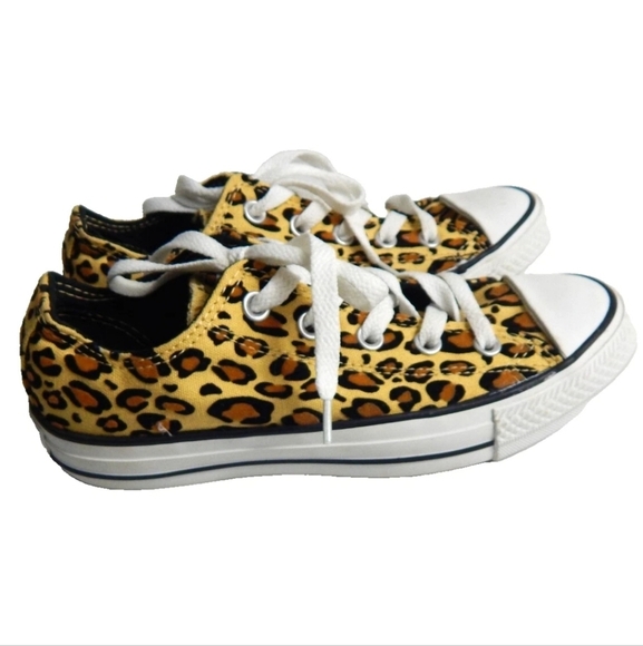 Converse Low OX Leopard Flocked Sneakers - Picture 1 of 8
